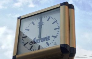 La noapte trecem la ora de vară: ora 03:00 devine 04:00 Trecere la ora de vară