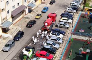 Echipele de igienizare a străzilor în acțiune