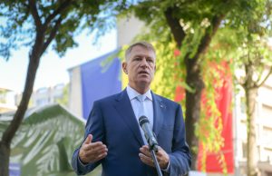 ”Oamenii simpli trebuie să se protejeze pe ei și să îi protejeze și pe ceilalți!”