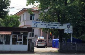 Izolare la domiciliu pentru două persoane cu coronavirus care au refuzat internarea