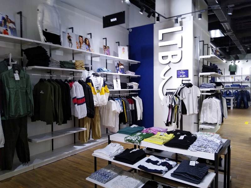 musical Amount of money door Târgoviște: Primul magazin LTB Jeans din România s-a deschis sâmbătă, în  DÂMBOVIȚA MALL! | Sebitoriale
