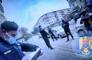 Jandarmii dâmbovițeni au executat zilnic misiuni de verificare a respectării măsurilor adoptate de autorităţi în contextul stării de alertă