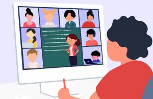 De azi elevii se reîntorc la școală… online!