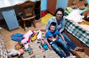 Azi este Ziua Națională pentru Adopție! Află povestea lui Robi, un copil adoptat de asistentul maternal!