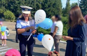 Activitate informativ-preventivă a polițiștilor dâmbovițeni pentru copii, părinți și bunici, în Parcul Chindia din Târgoviște