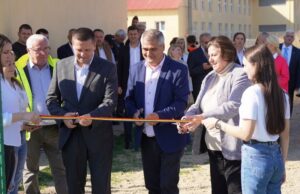 Noua bază sportivă de la Vișina și noul sediu al Primăriei Valea Mare sunt două investiții care vor spori de astăzi gradul de confort al locuitorilor celor două comune