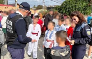 Polițiștii dâmbovițeni, prezenți la Festivalul Dovleacului de la Vulcana Pandele