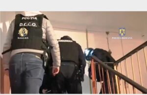 Cercetați pentru trafic de persoane și proxenetism
