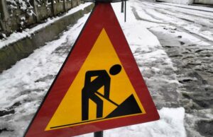 Atenție, drum în lucru! Programul lucrărilor de infrastructură rutieră din județul Dâmbovița, în perioada 22 – 26 ianuarie 2024