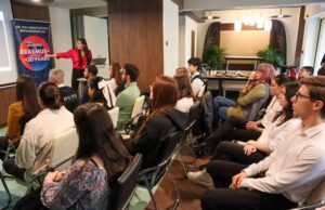 Evenimentul de multiplicare Saynophobia: Un pas important în lupta împotriva xenofobiei și a bullyingului în comunitate