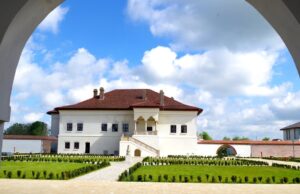 Complexul Naţional Muzeal „Curtea Domnească” Târgovişte trece la programul de vară 2024