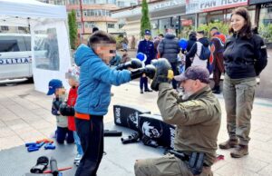Ca în fiecare an, polițiștii din cadrul Inspectoratului de Poliție Județean Dâmbovița au fost în mijlocul comunității pentru a celebra Ziua Poliției Române