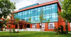 Universitatea „Valahia” din Târgoviște dă startul admiterii pentru anul universitar 2025-2026”